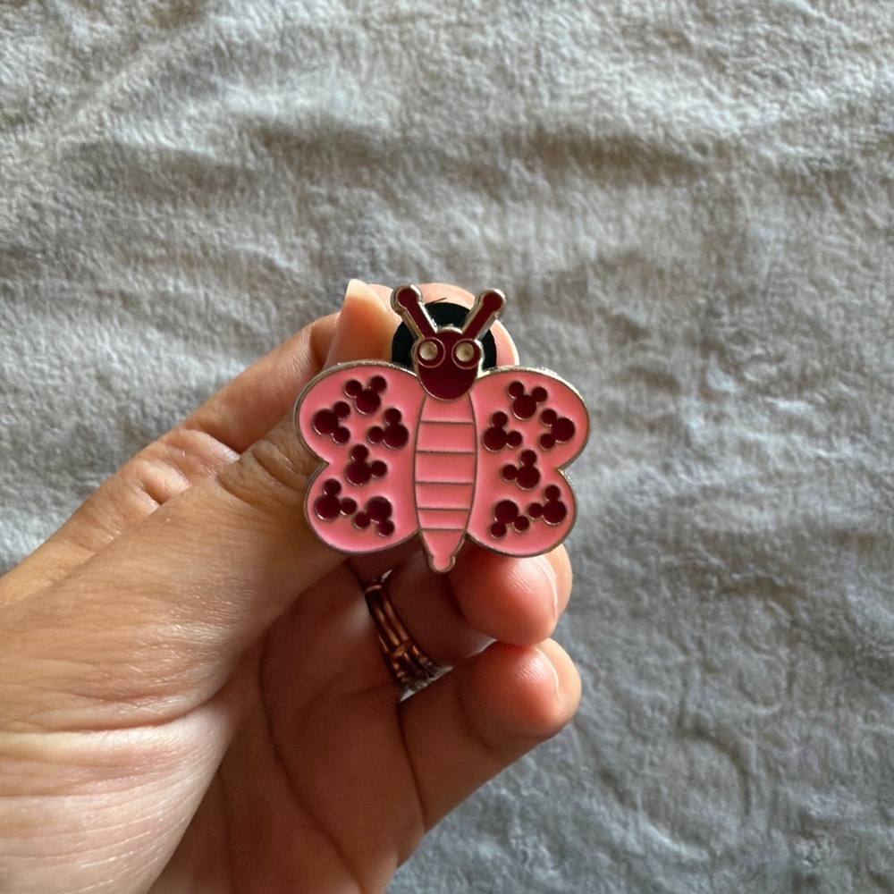 Disney Parks Pink Butterfly Mickey Mouse Icons Trading Pin - C303